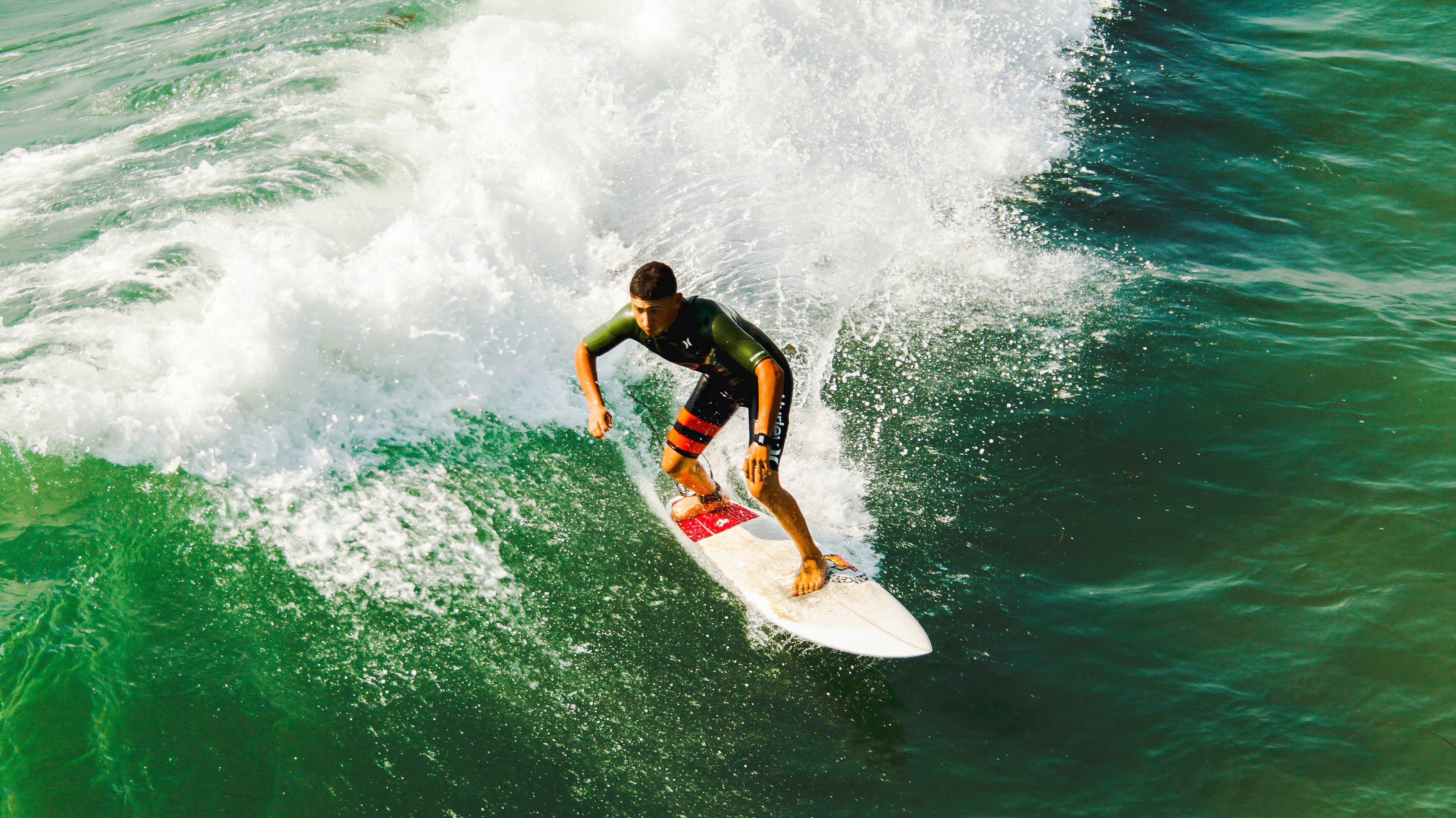 【电子裁判开启新纪元】裁判员如何依靠高科技确保判罚公正？，电子竞技裁判员证书有什么用