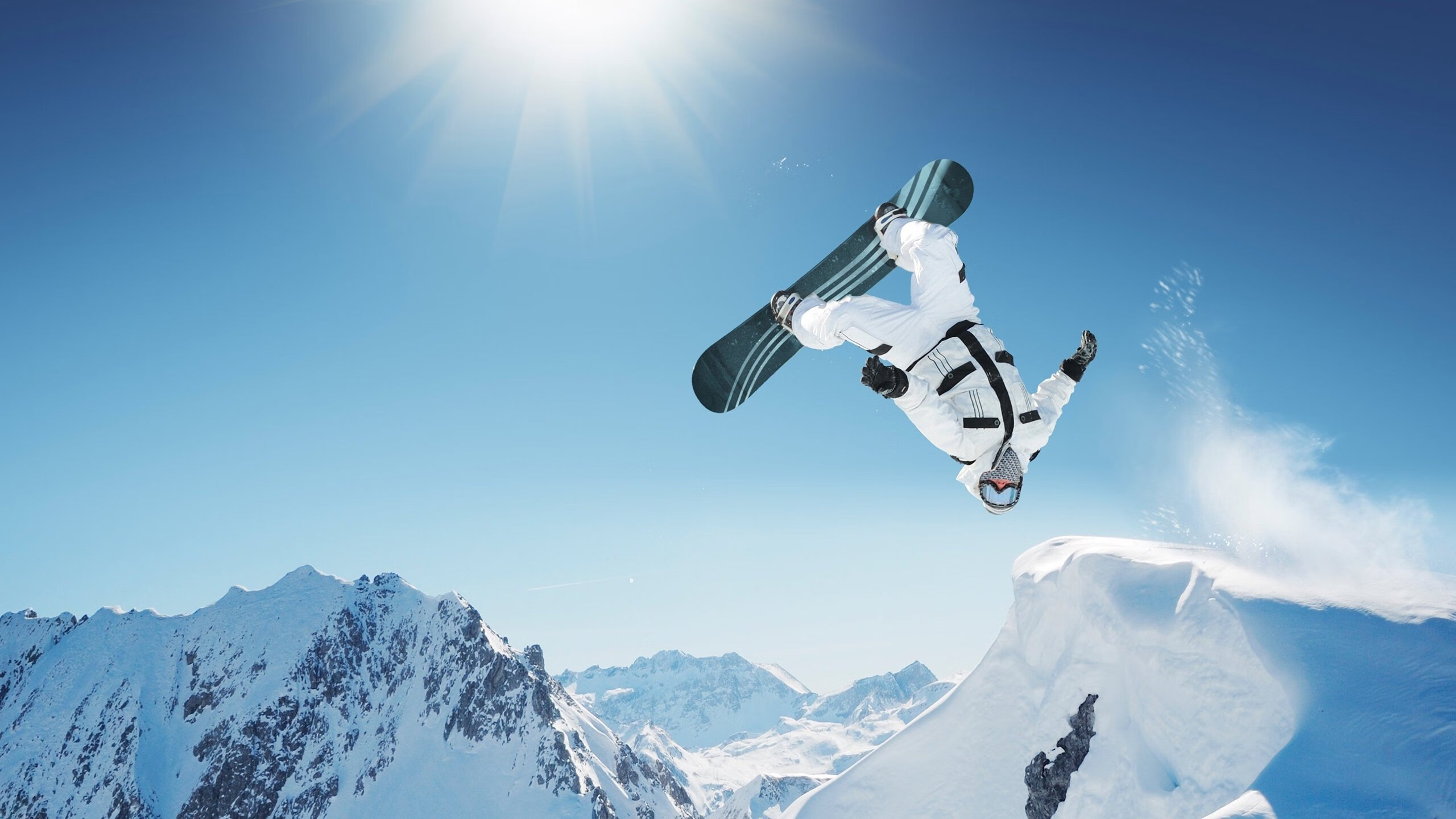 开云中国-模拟比赛：专家预测季后赛可能的关键对决，模拟赛怎么写